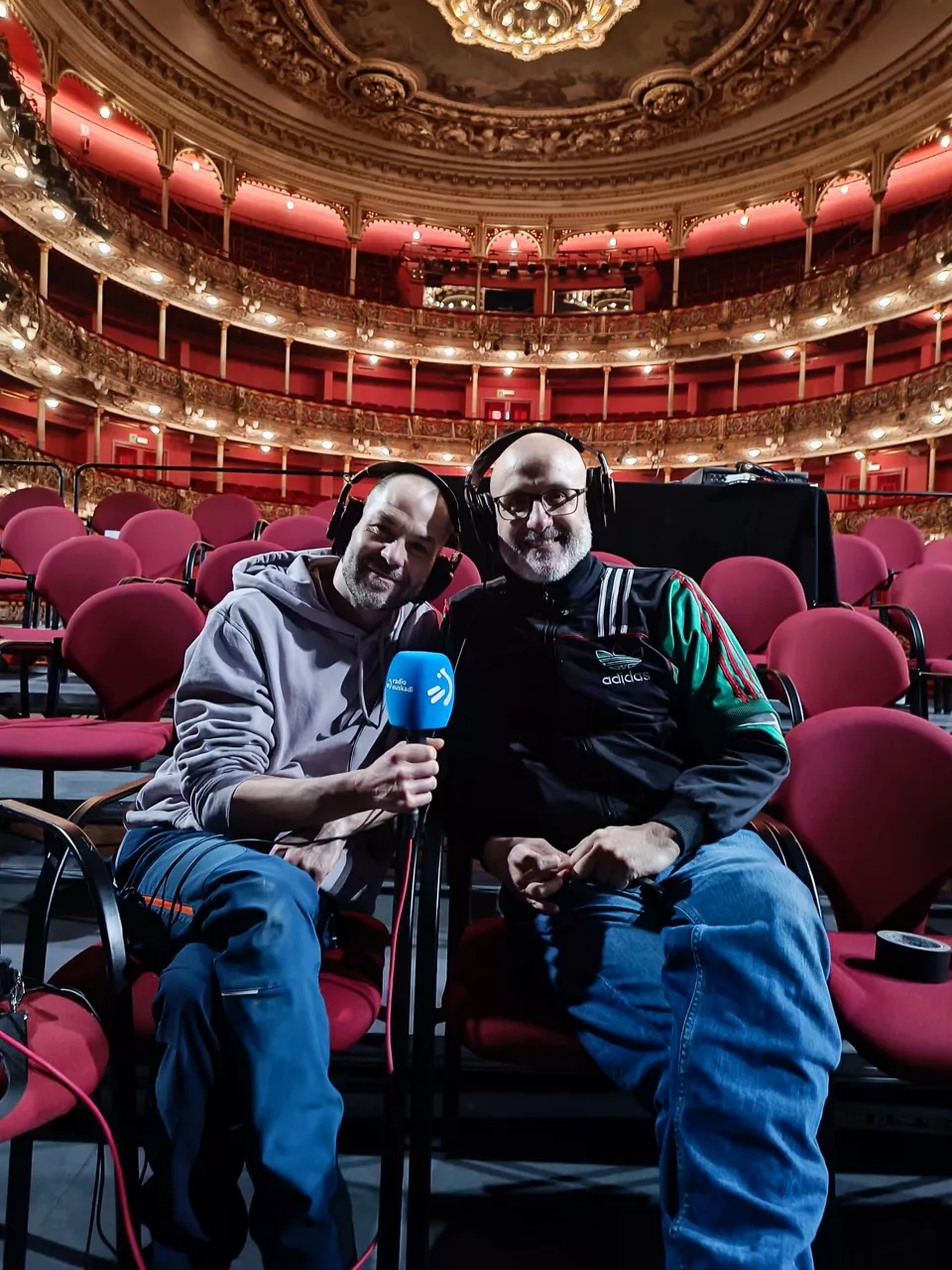 El director Javier Liñera y el protagonista Aitor Pérez, han estado en "Bouelvard".