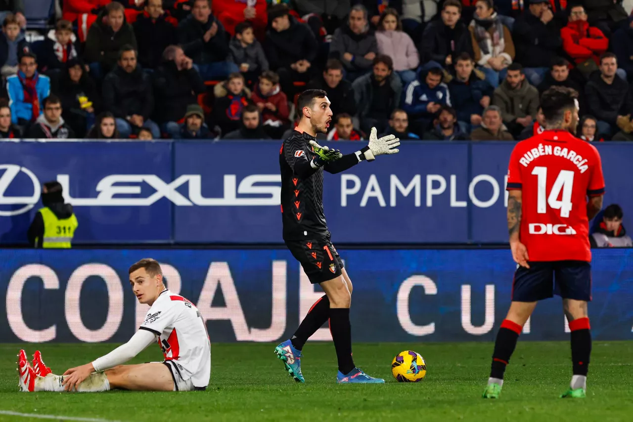 Sergio Herrera, portero de Osasuna. Foto: EFE