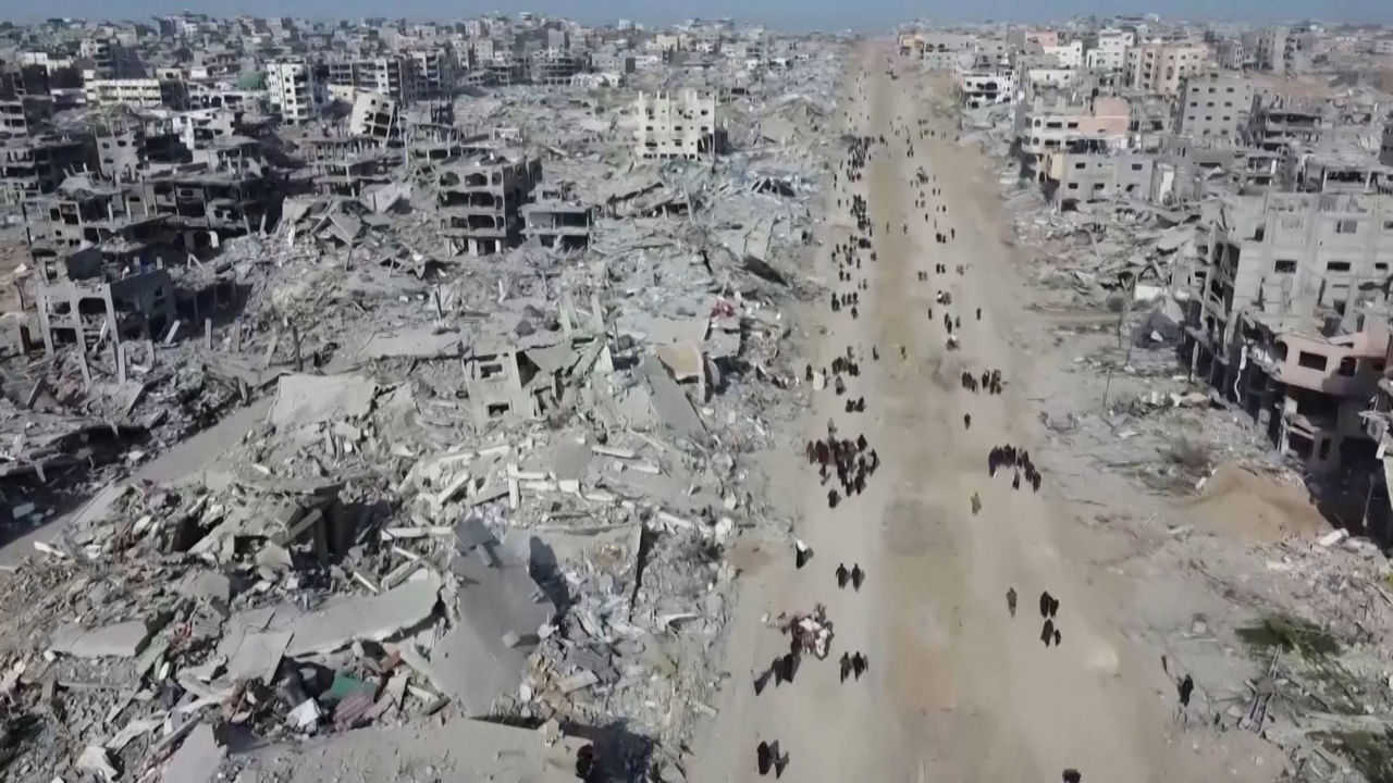 20250119211100_gaza-suntsituta-su-etenaren-lehen-egunean_