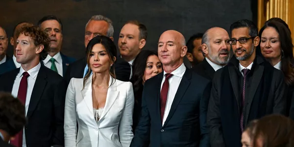 Mark Zuckerberg, Jeff Bezos y Sundar Pichai