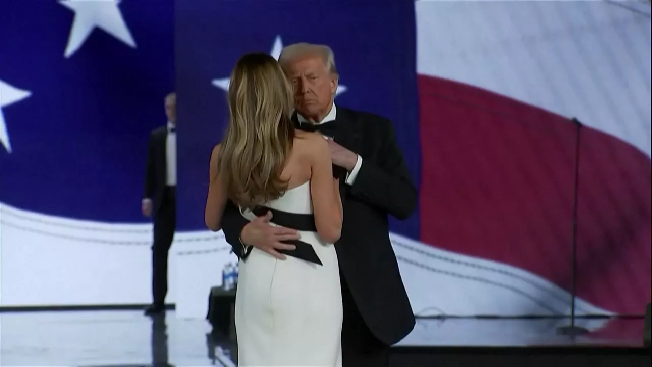 20250121085843_trump-melania_