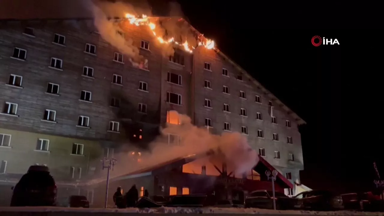 20250121093413_incendio-turkia_