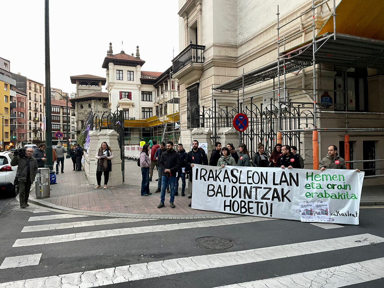 Escuela de Atxuri