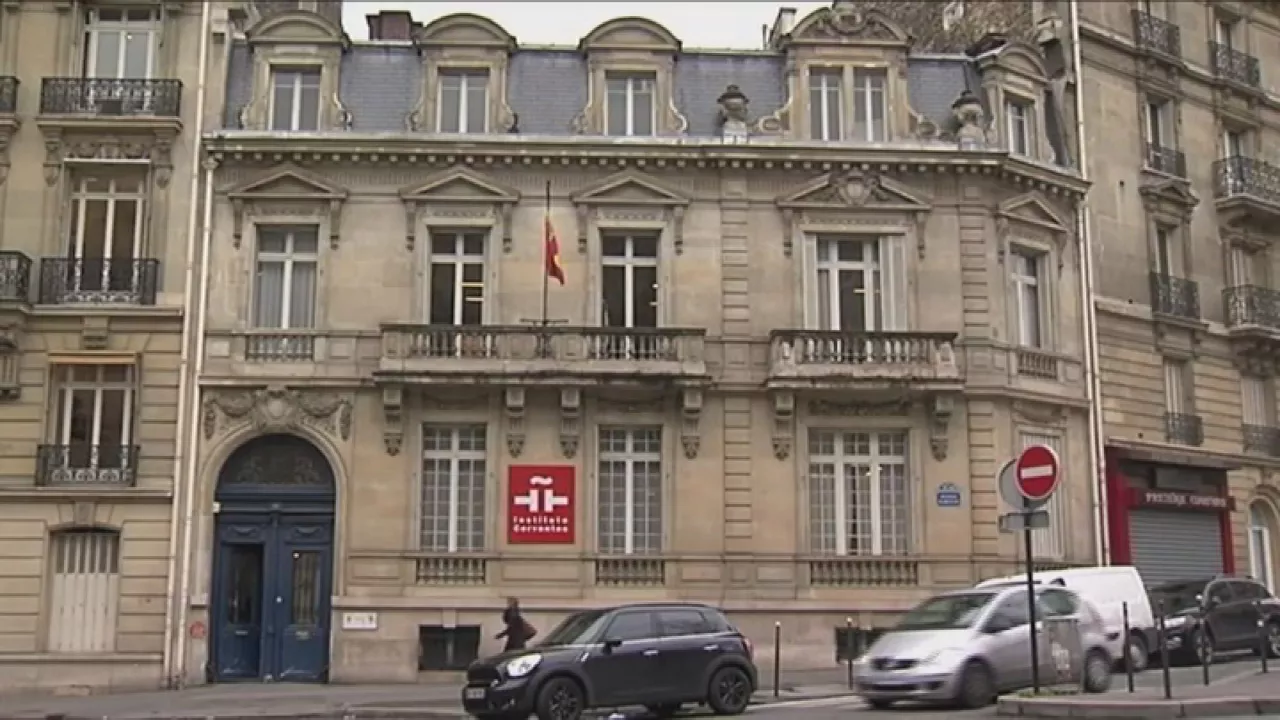 paris edificio eraikina pnv eaj