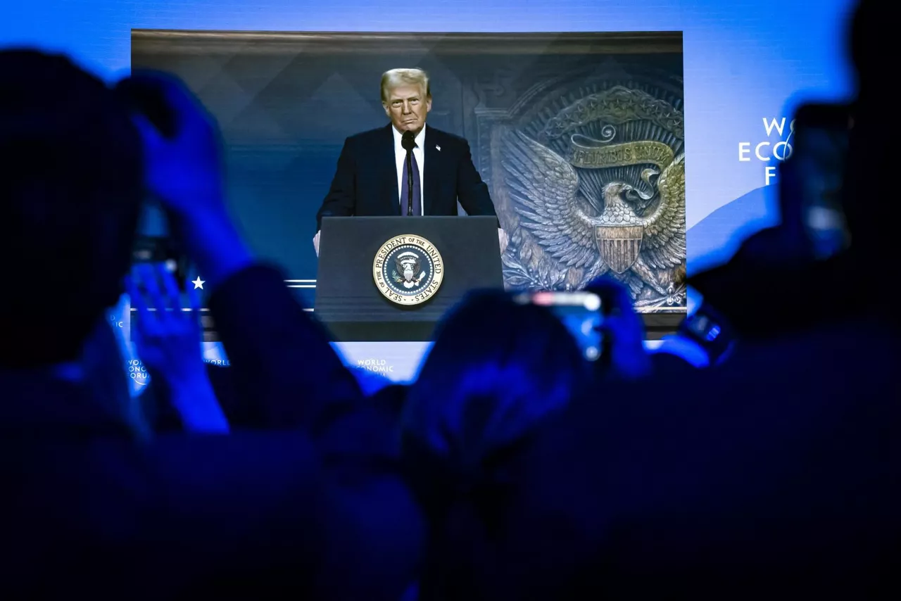 Trump Davos EFE