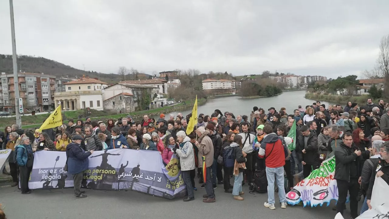 Irun jacusse manifestazioa Hendaian