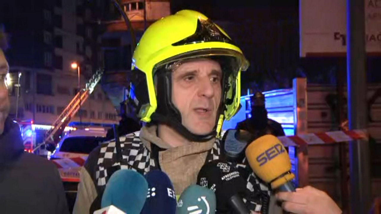 20250131204548_javier-pinos-bombero-bizkaia_