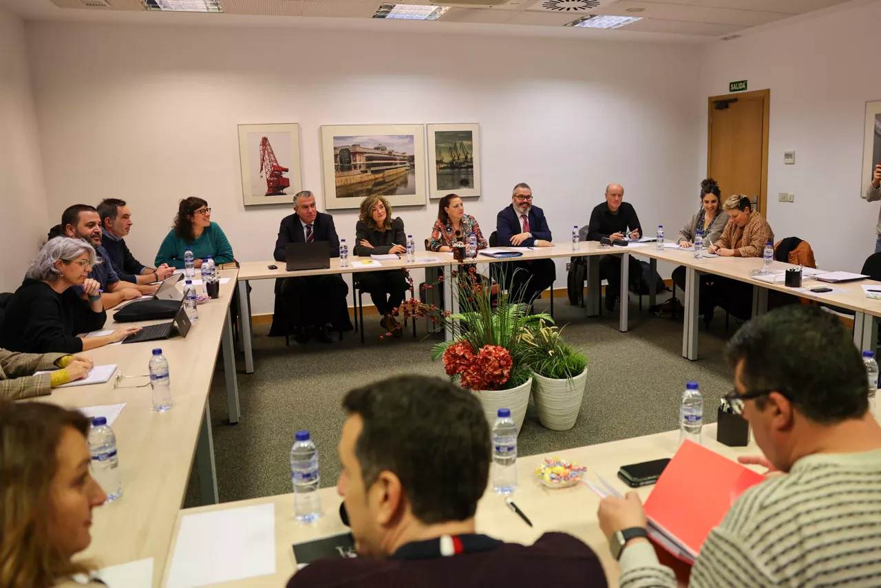 reunion-salario-minimo-propio-euskadi-confebask-sindicatos-efe