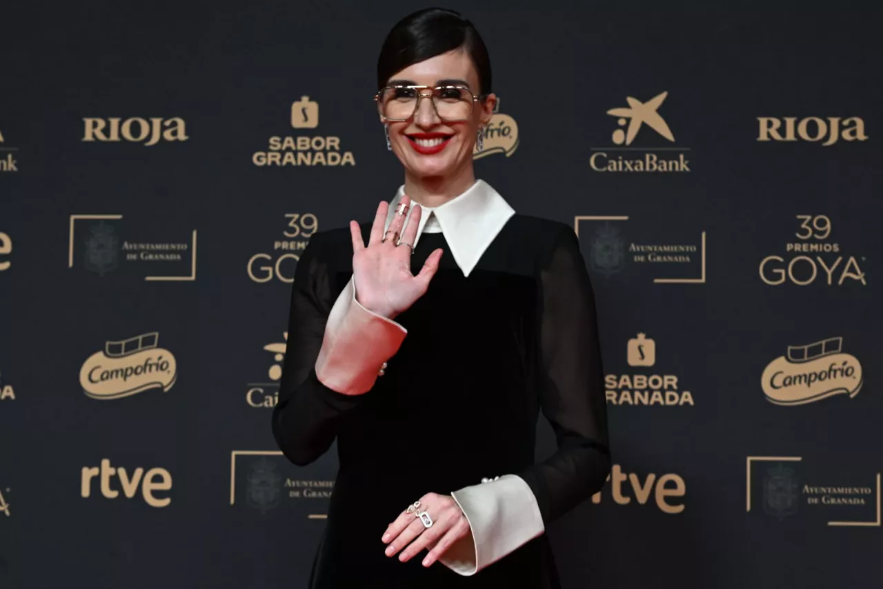 paz vega goya sariak 2025 efe
