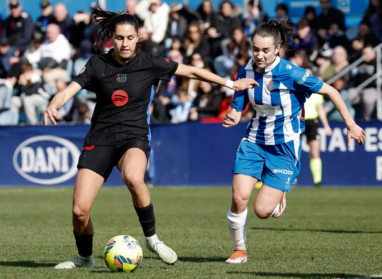 kika_amaia_bartzelona_espanyol_futbola efe