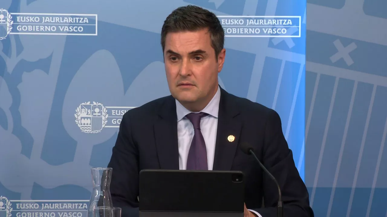 20250211133759_consejero-de-industria-transicion-energetica-y-sostenibilidad-mikel-jauregi_
