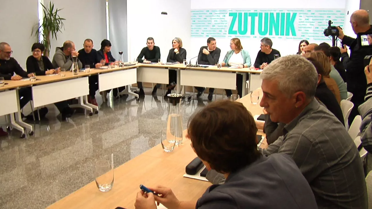 20250215131234_eh-bildu-mahai-politikoa_