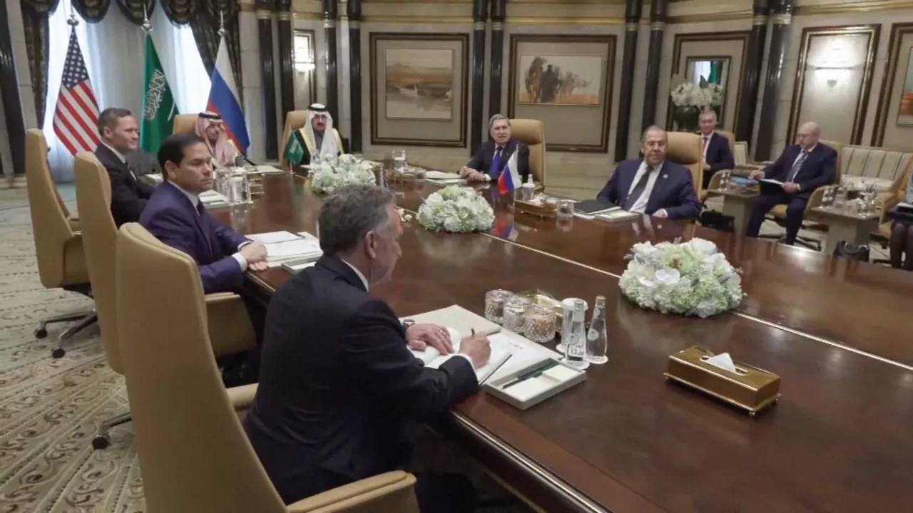 20250218095021_rusia-aeb-bilera-riad_