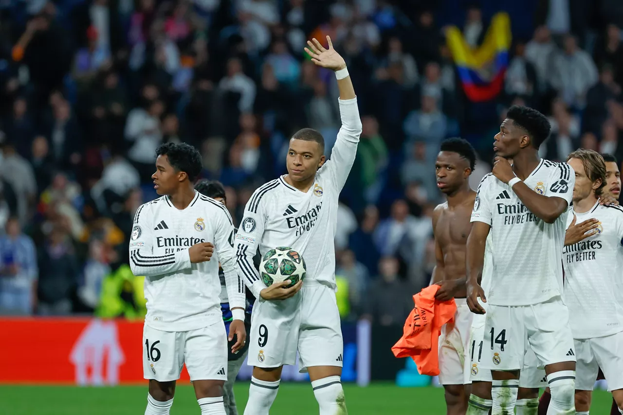 mbappe_hattrick_realmadrid_manchestercity_champions_EFE