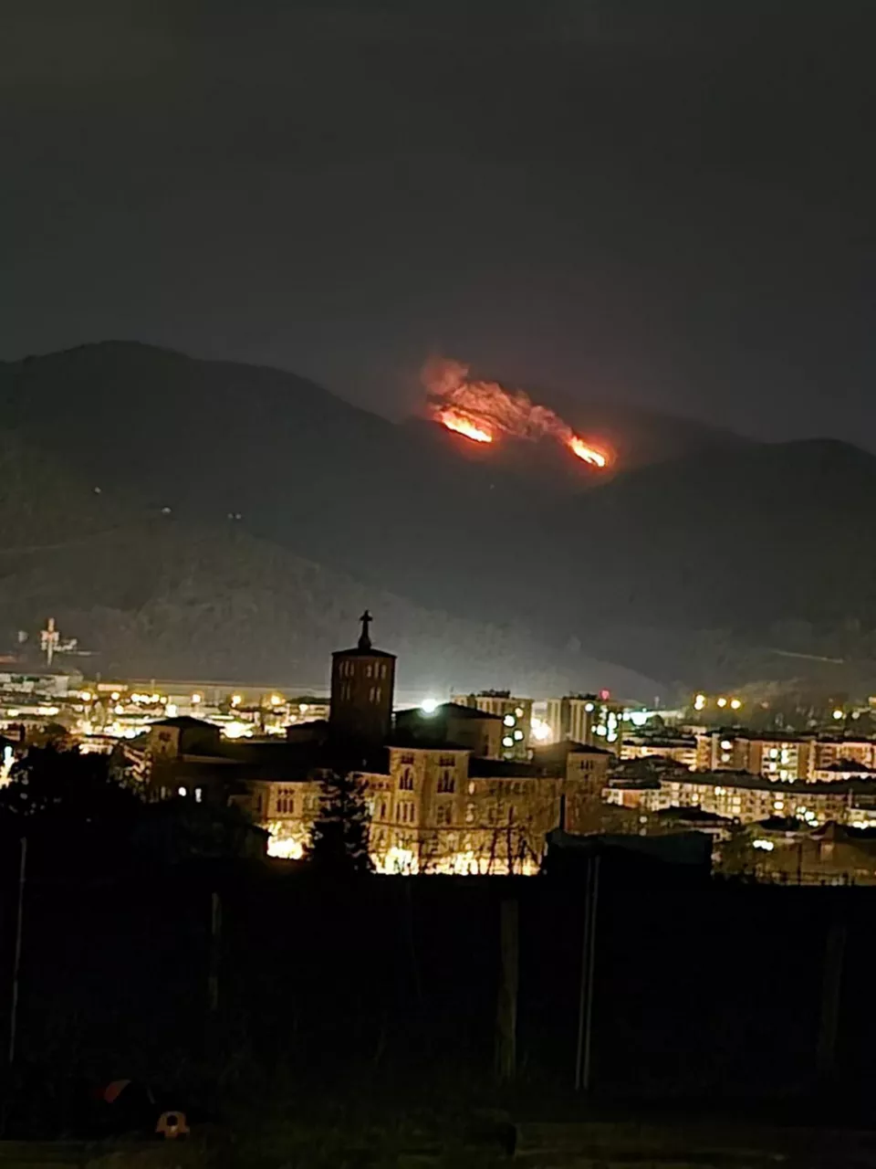 hernio incendio sutea azpeitia