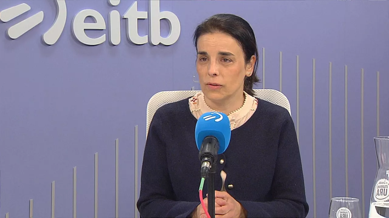 Marta Buesa durante la entrevista en Radio Euskadi. Foto: EITB