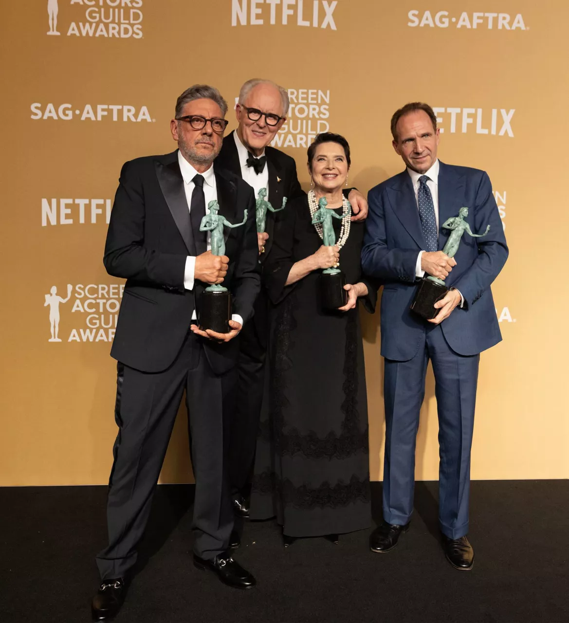 "Cónclave" PRemio Sindicato ACtores ergio Castellitto (i), John Lithgow (c1), Isabella Rossellini (c2) y Ralph Fiennes (d) EFe