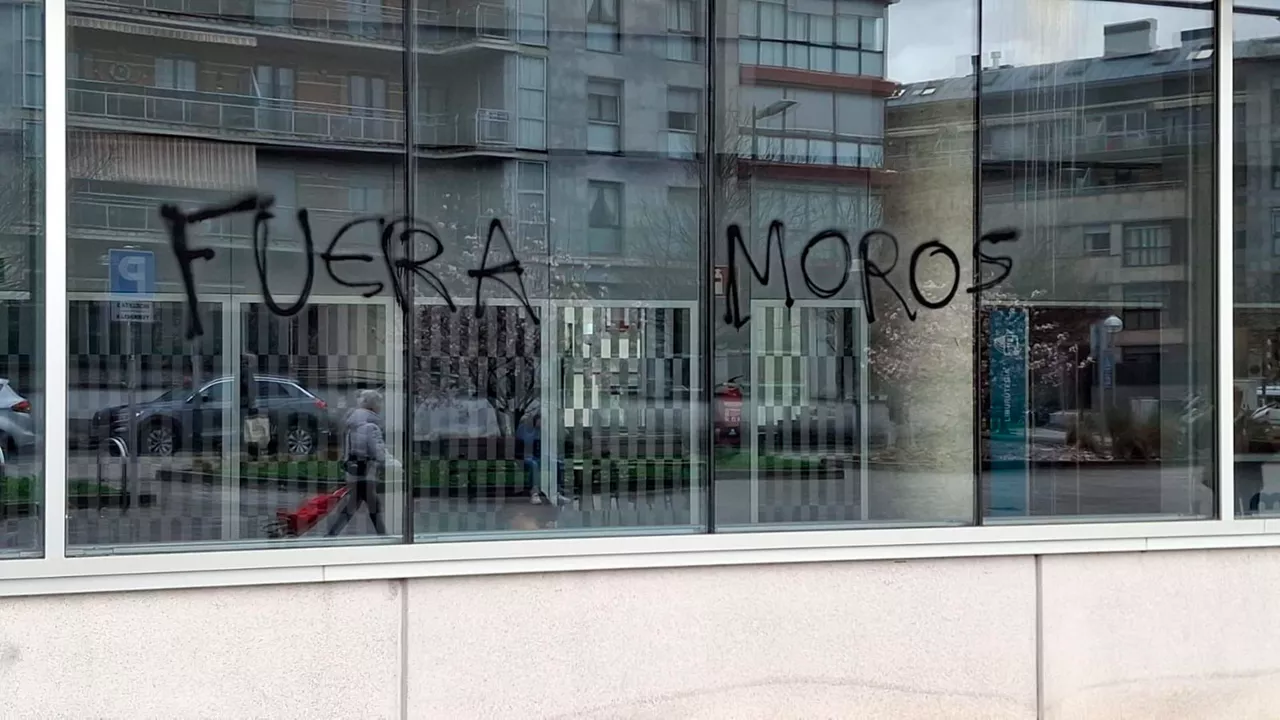 xenofobia-pintadas-irun-efe