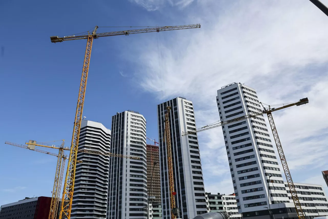 vivienda-construccion-etxebizitzak-eraikuntza-efe