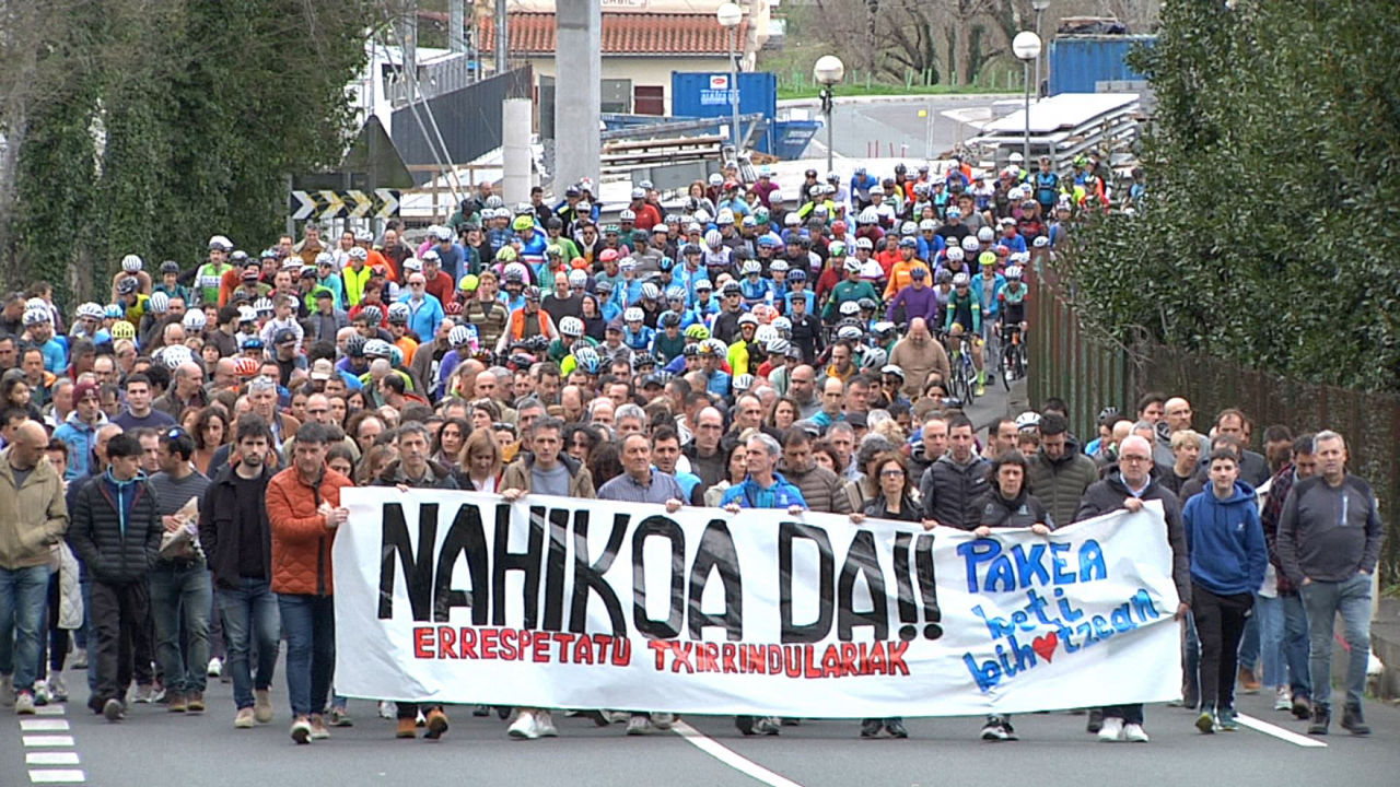 20250308143625_usurbil-protesta_