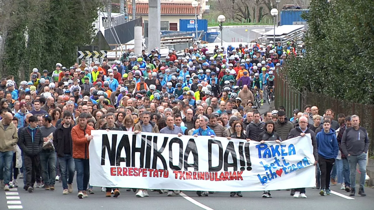 20250308143625_usurbil-protesta_