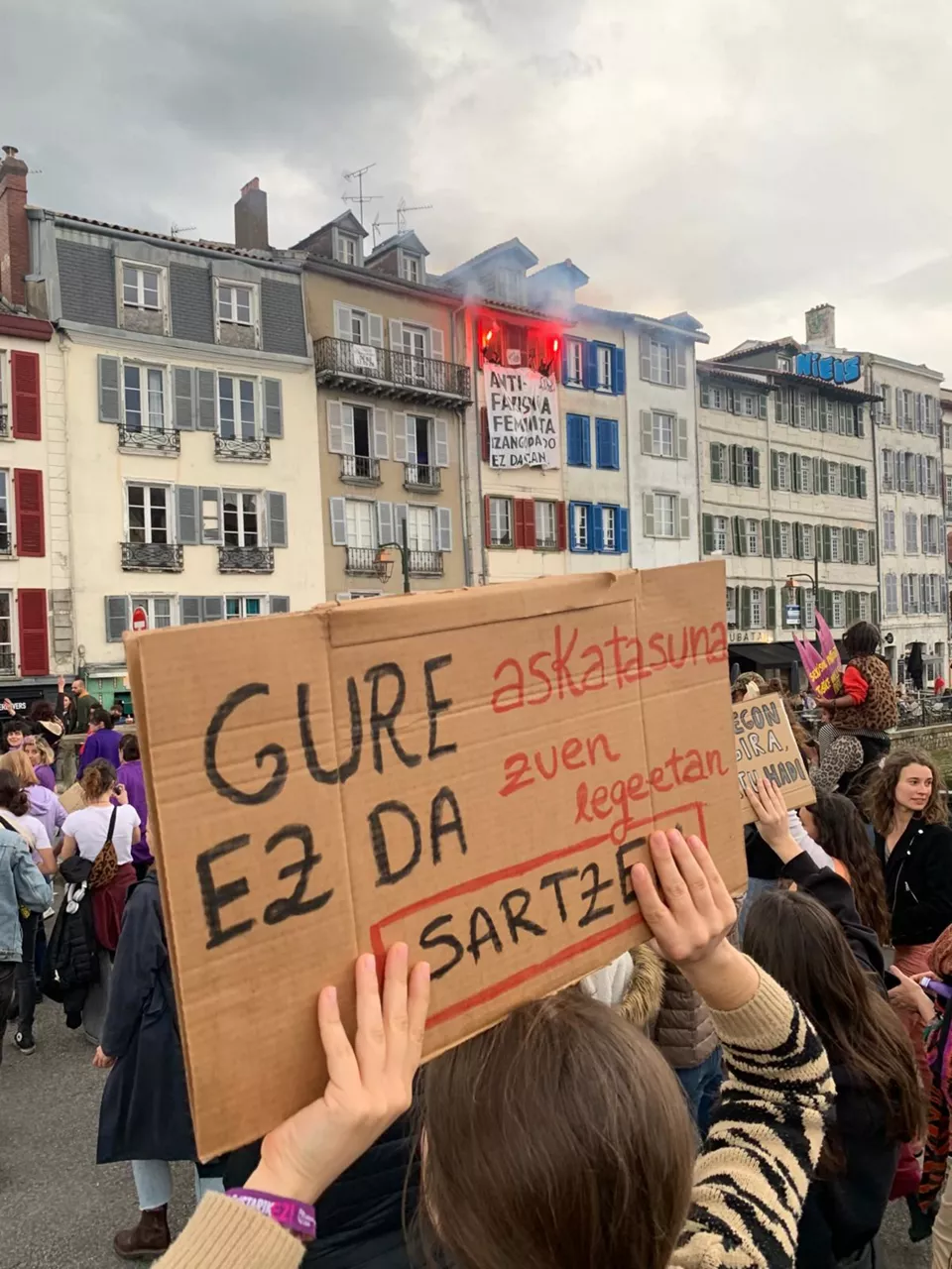 Baiona 8M