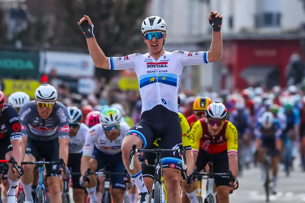 TIM MERLIER PARIS-NIZA