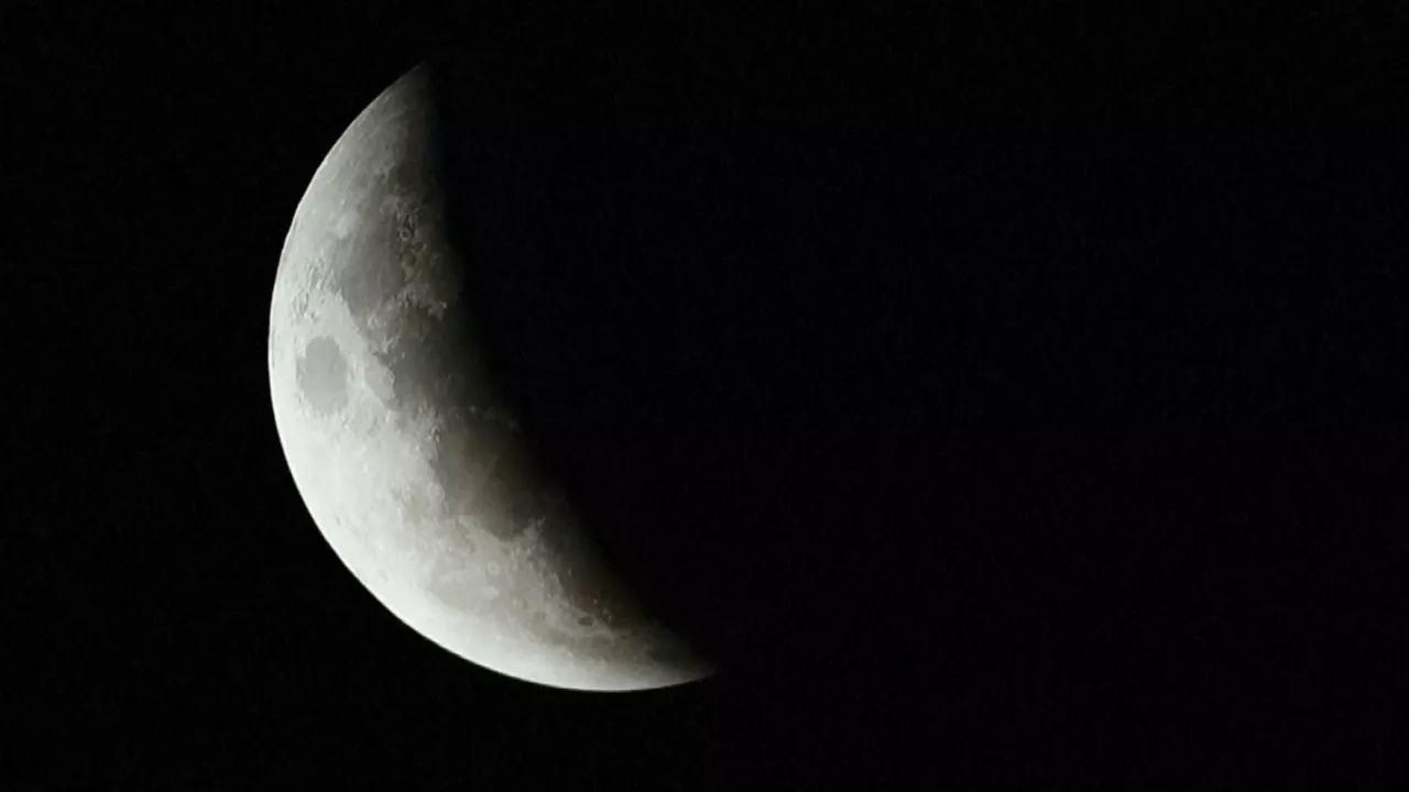 20250314084759_eclipse-lunar_