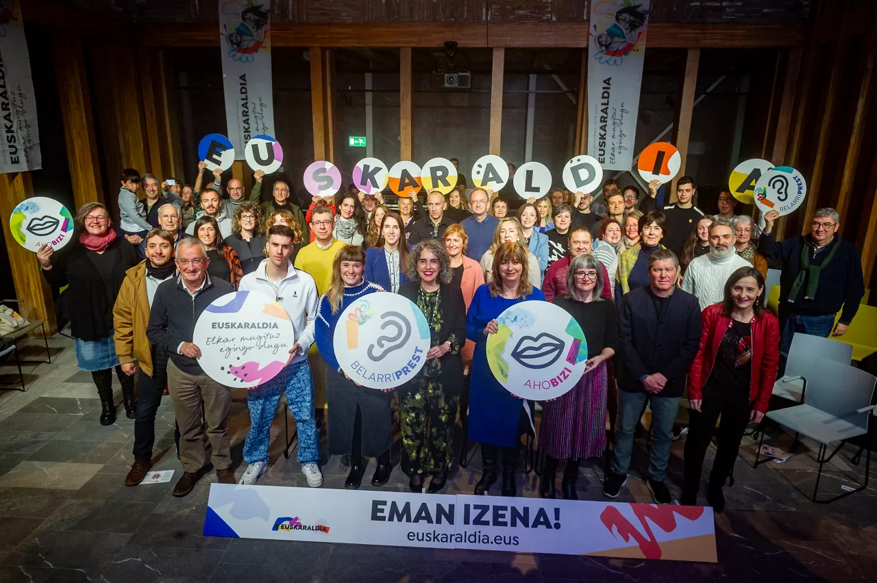 Euskaraldia izen ematea argazkia: Euskaraldia