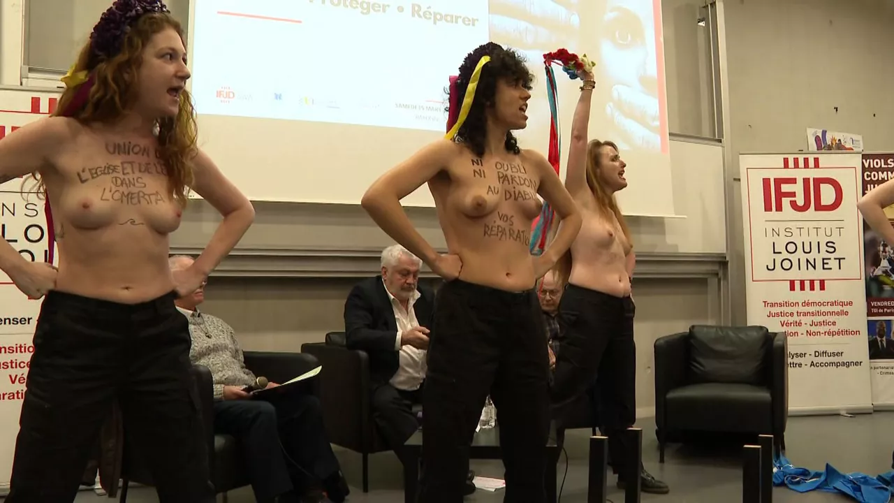 20250315195226_femen-baiona-protesta_