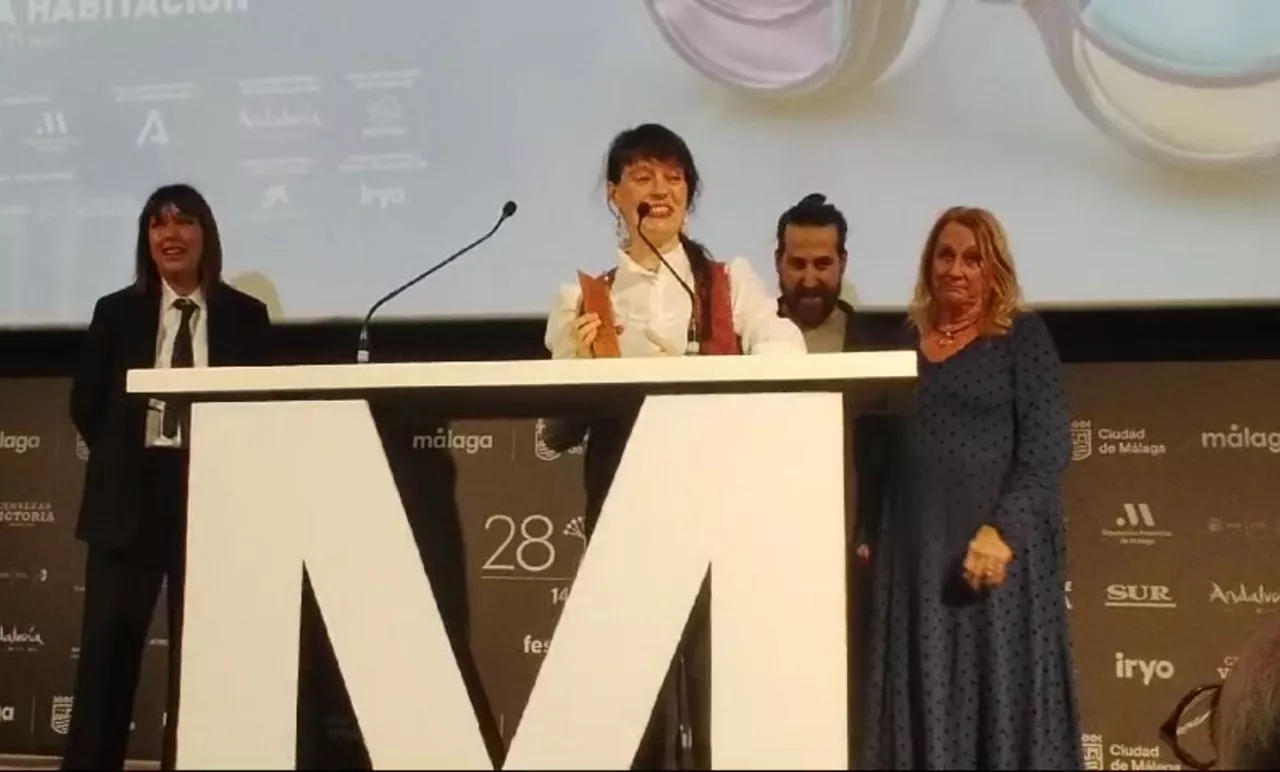indarkeriaren oi(h)artzunak malagako zinema jaialdia 
