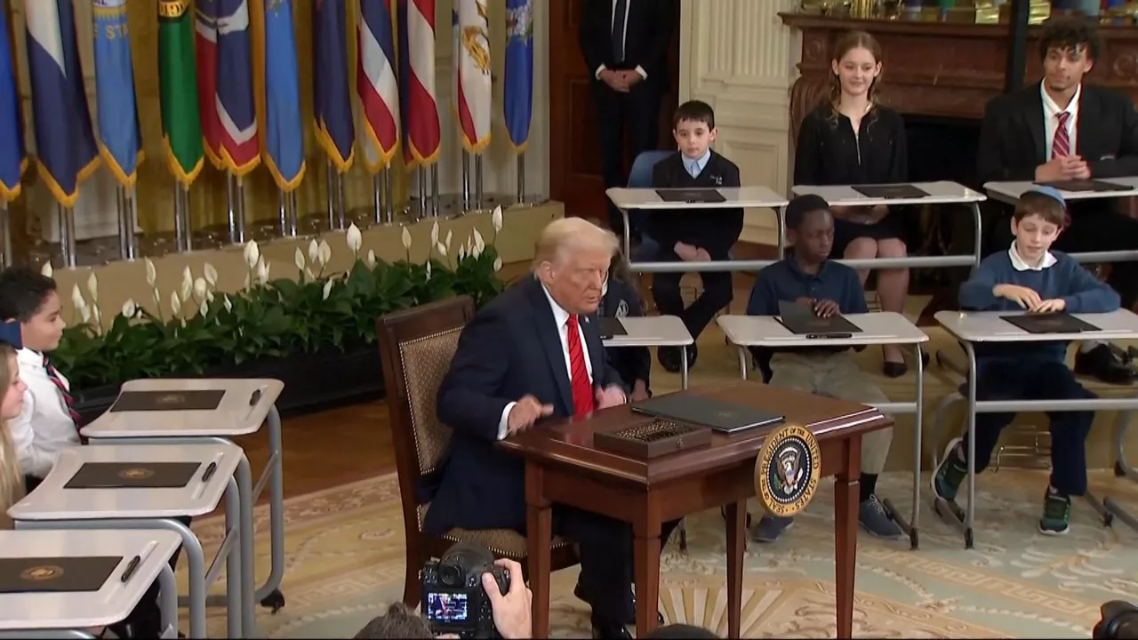 20250321094523_trump_