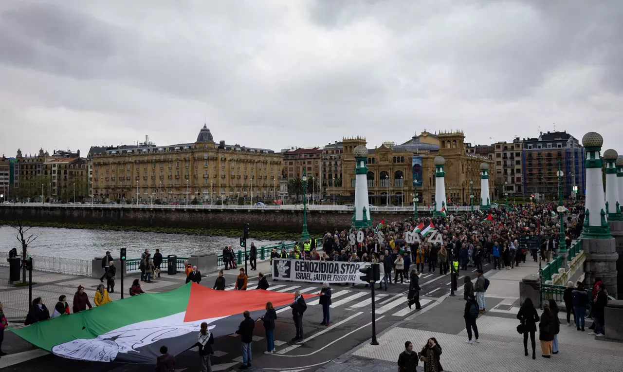Gernika-Palestina-donostia-EFE
