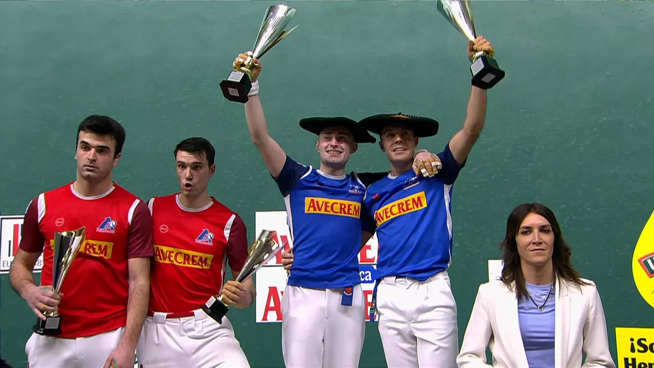 Binakako Txapelketako podiuma