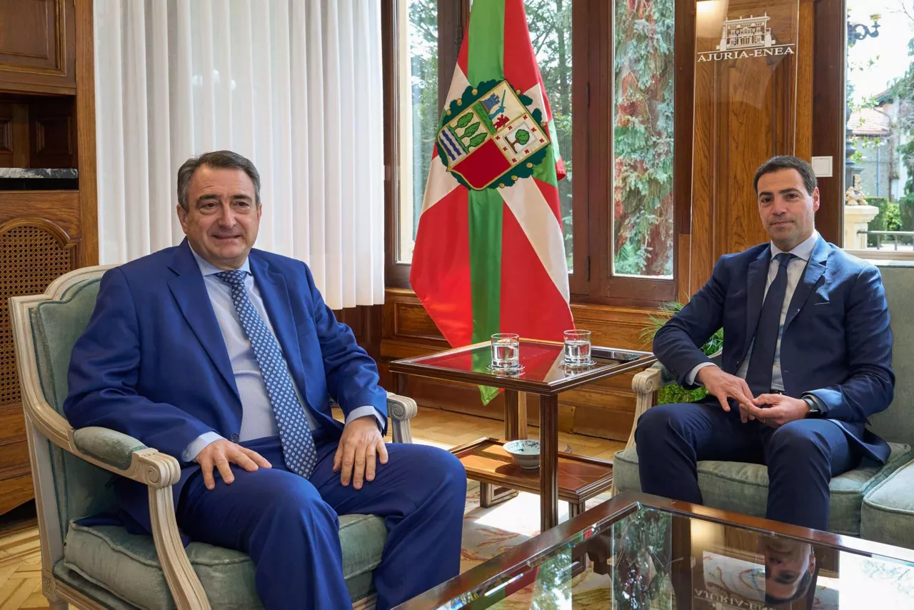 aitor esteban imanol pradales lehendakari ajuria enea