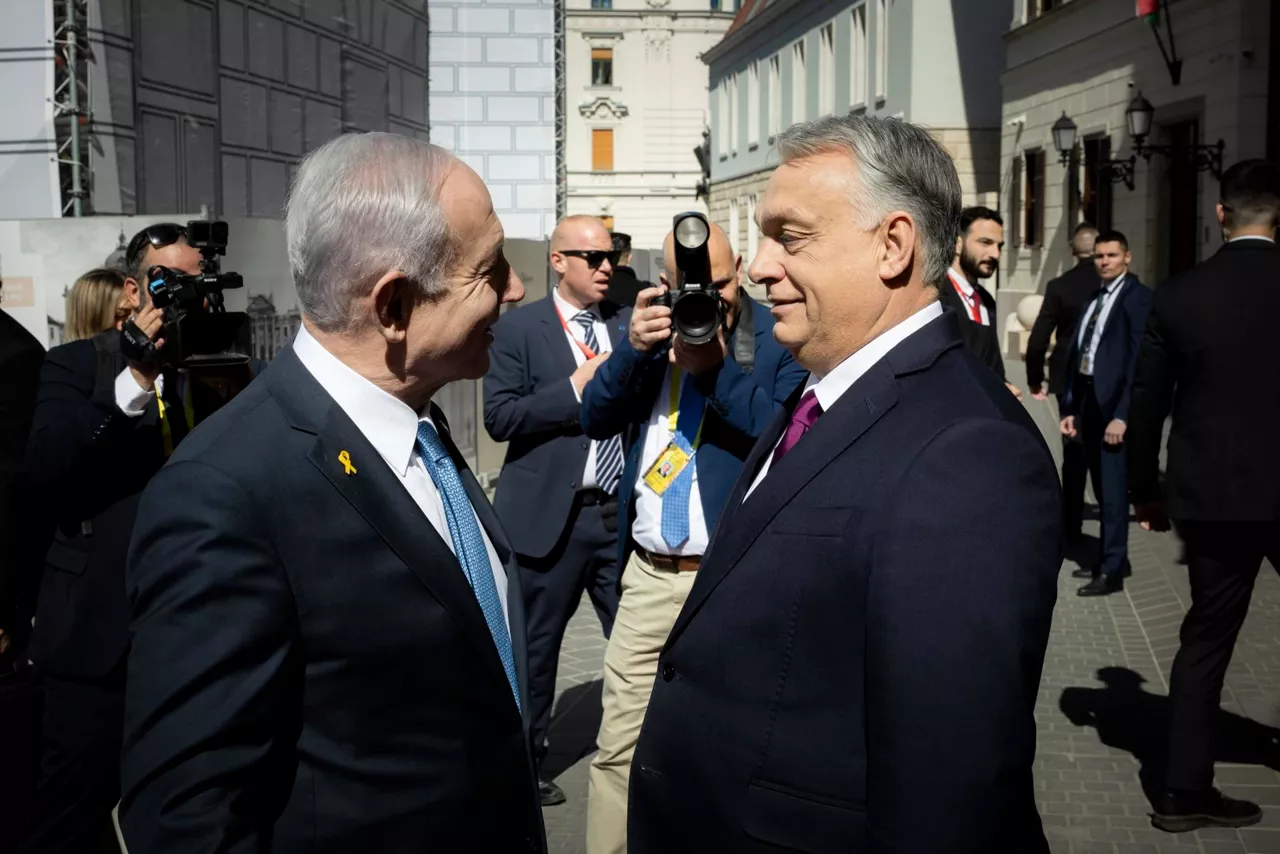 Orban-Netanyahu-efe