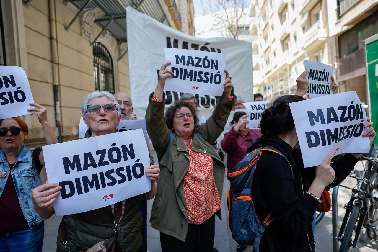 mazon-dimision-efe