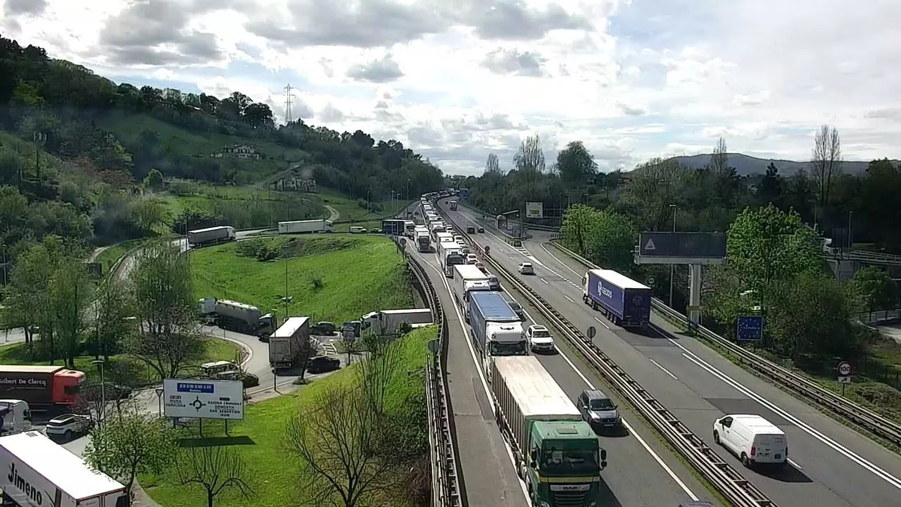 AP8-Irun-retenciones-trafico