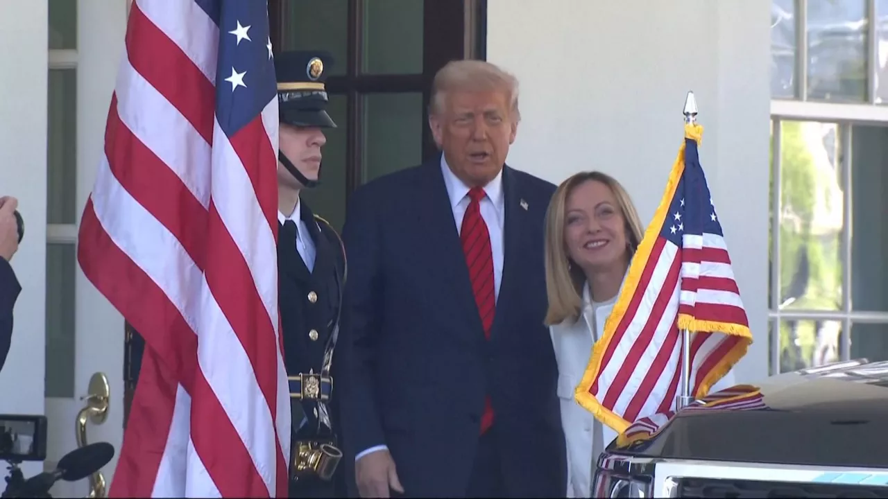 20250418075542_trump-meloni_