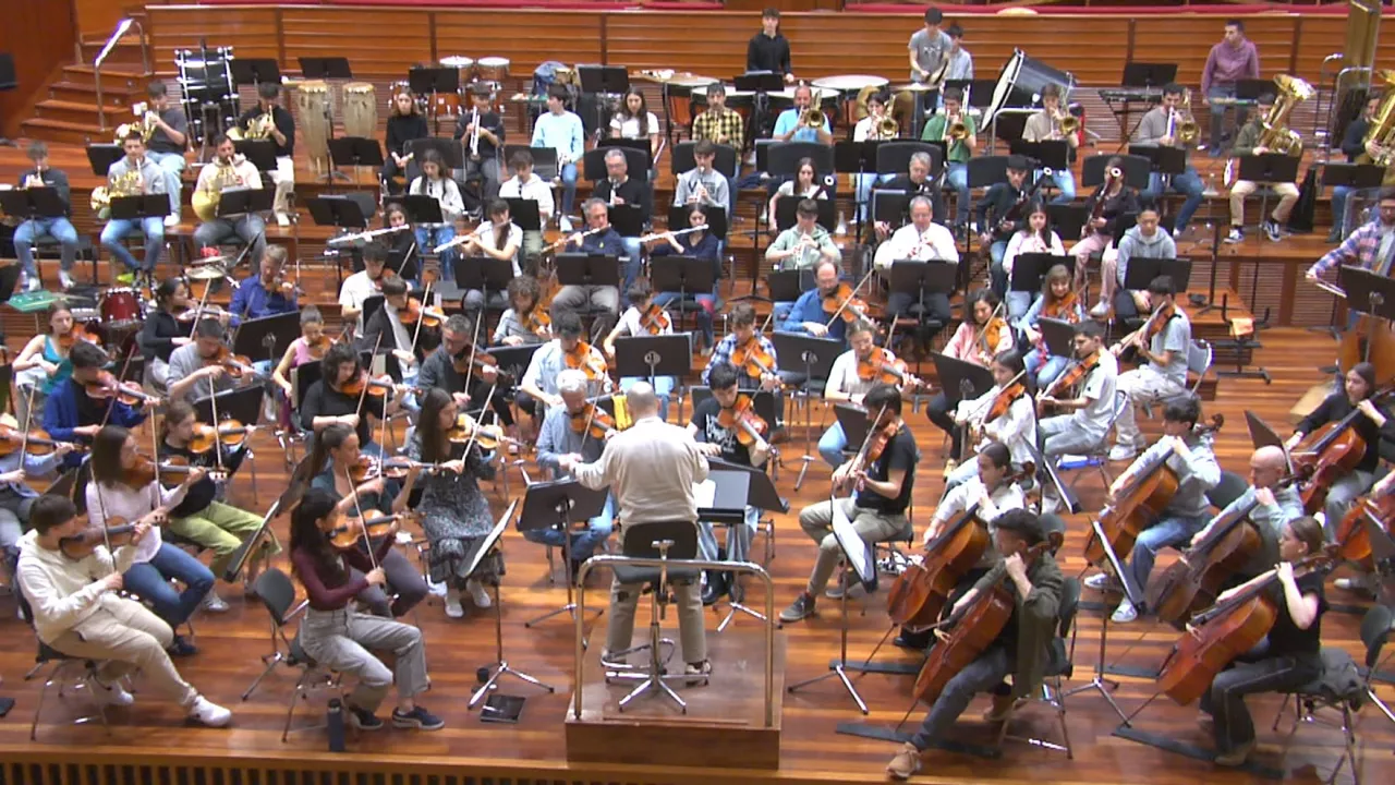 20250422124438_orkestra-eitbeus_