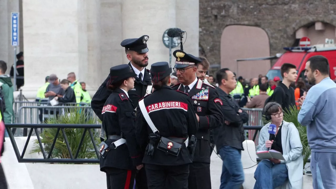 20250423082452_vaticano-carabinieri-eitb_