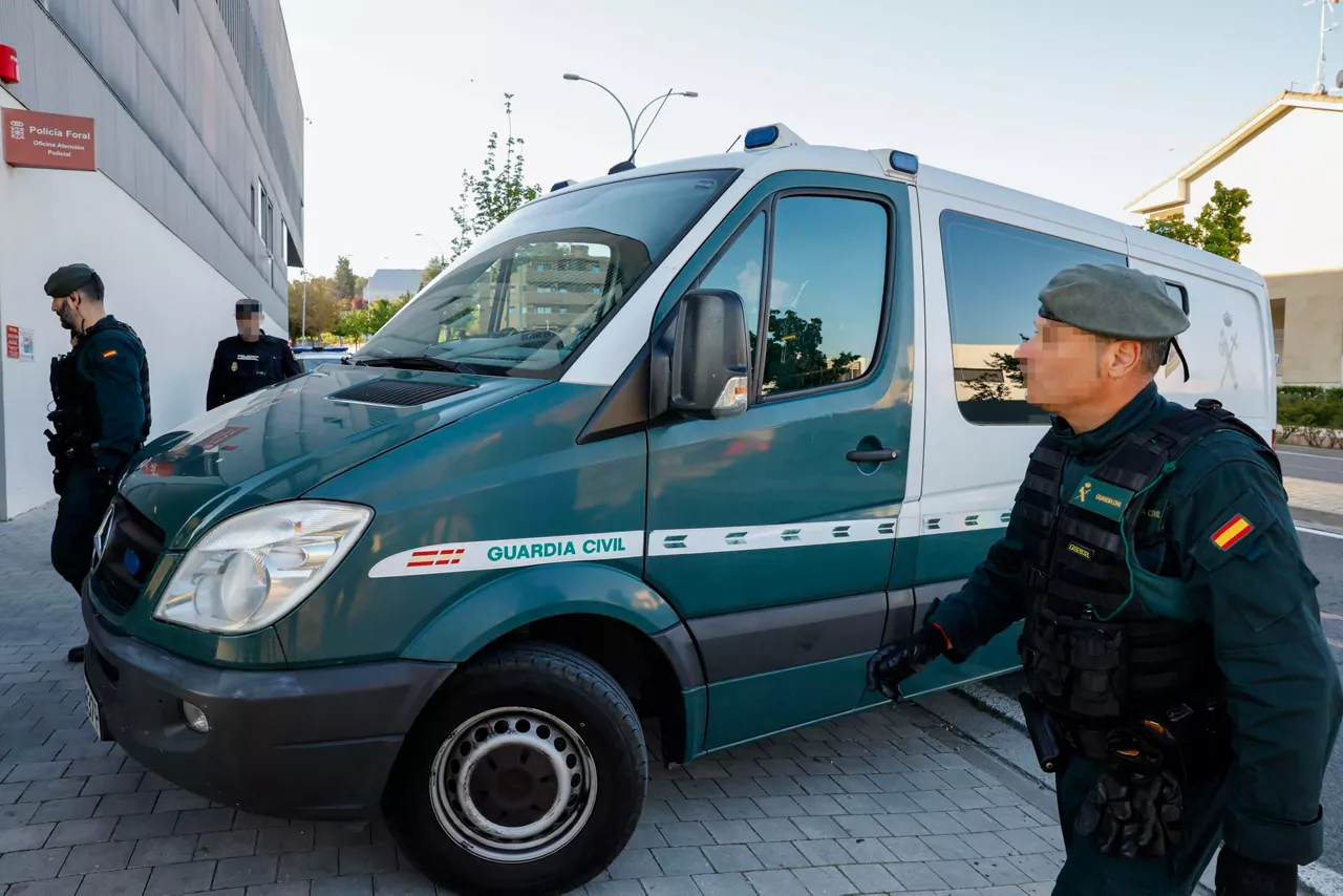 furgon-policial-presunto-asesino-agricultores-tudela nafarroa-efe