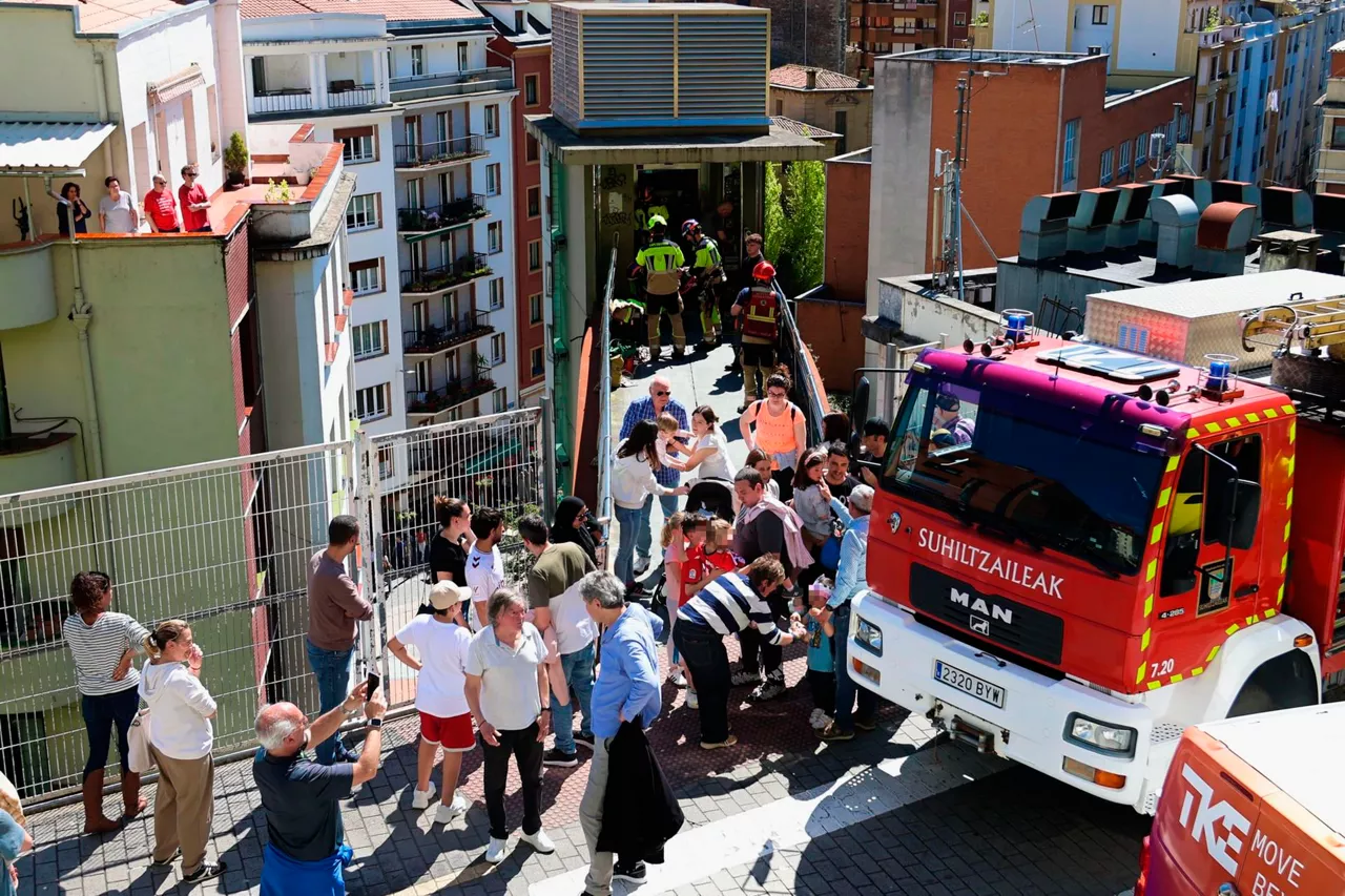 Eibar-ascensor-efe