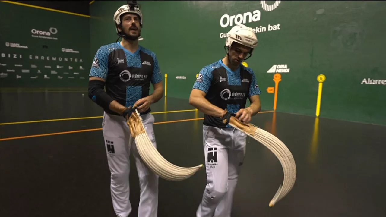 20250428230644_barrenetxea-eta-aldabe-erremontari_