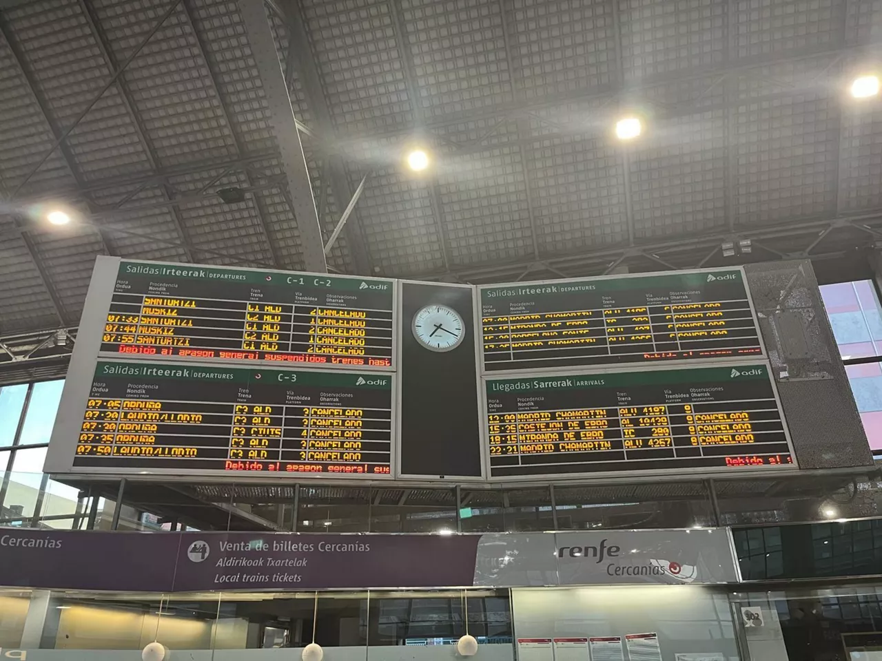 aldiriak itzalaldia renfe-cercanias-apagon-eitb