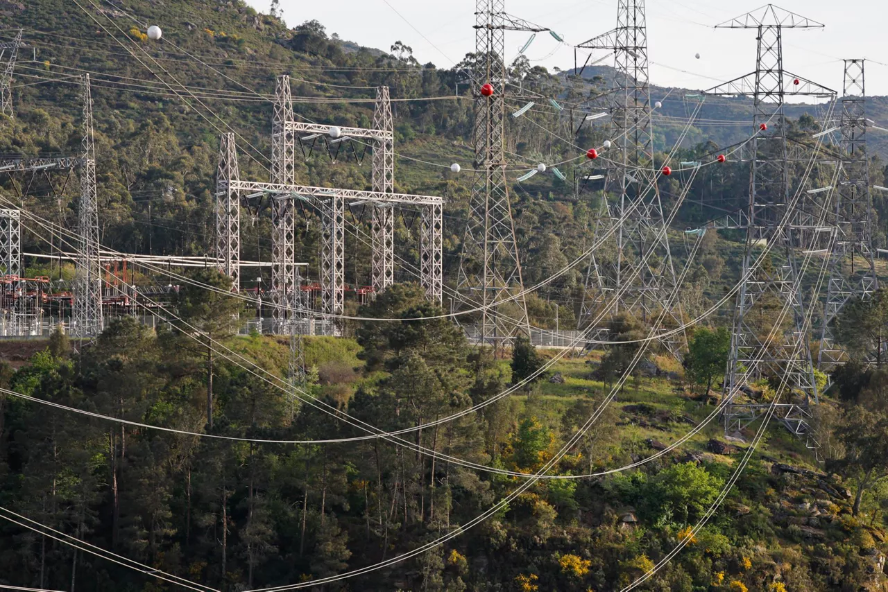 apagon itzalaldia torreta-electrica-electricidad-efe