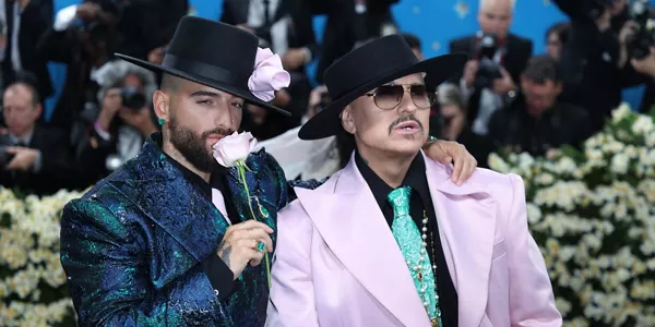 Maluma y Willy Chavarria. Foto: EFE
