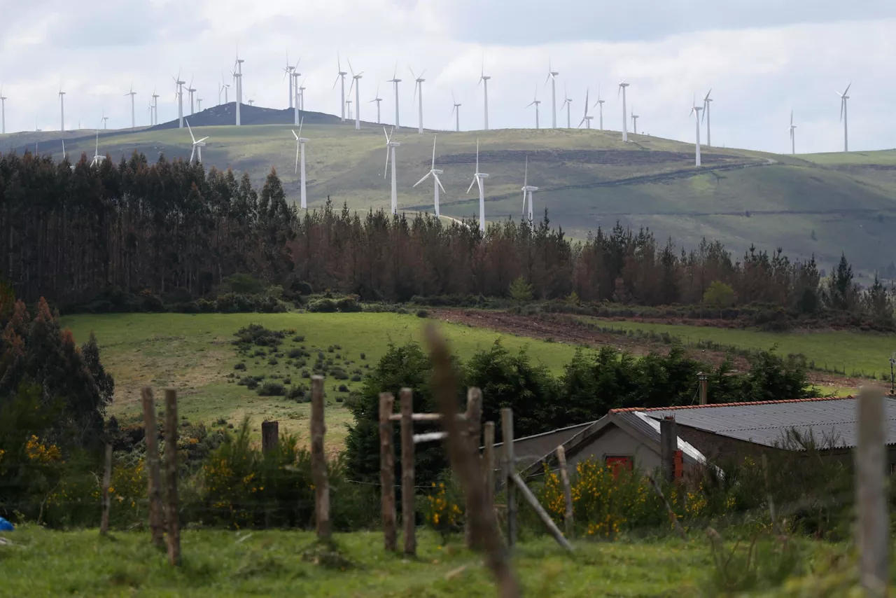 parque-eolico-galicia-lugo-efe