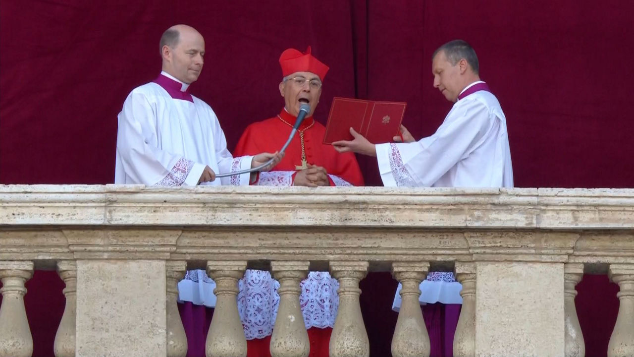 20250508192114_cardenal-protodiacono-dominique-mamberti_