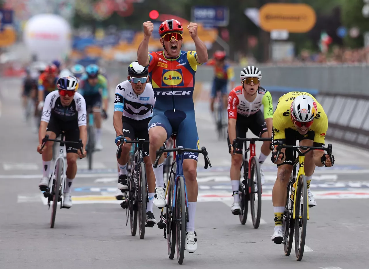 Pedersen garaipena ospatzen. Argazkia: EFE.